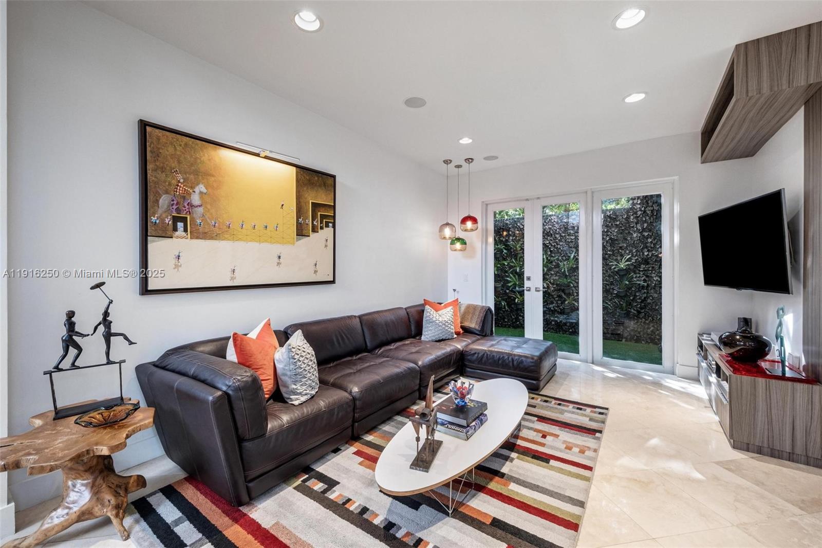 Photo of 3965 194th Ln (3965), Sunny Isles Beach, Florida, 33160 -