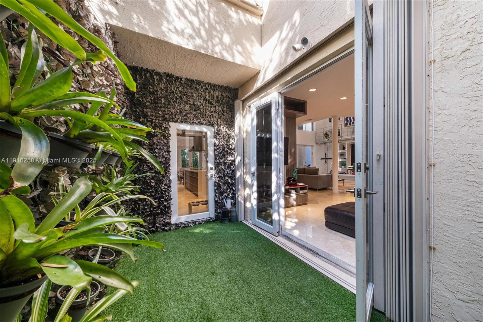 Photo of 3965 194th Ln (3965), Sunny Isles Beach, Florida, 33160 -