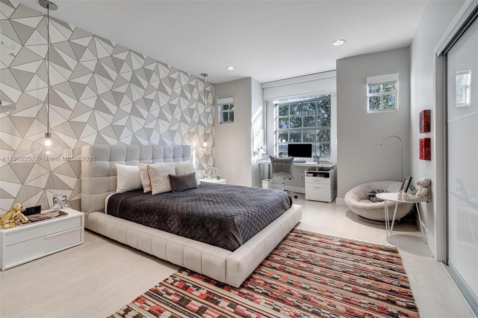 Photo of 3965 194th Ln (3965), Sunny Isles Beach, Florida, 33160 -