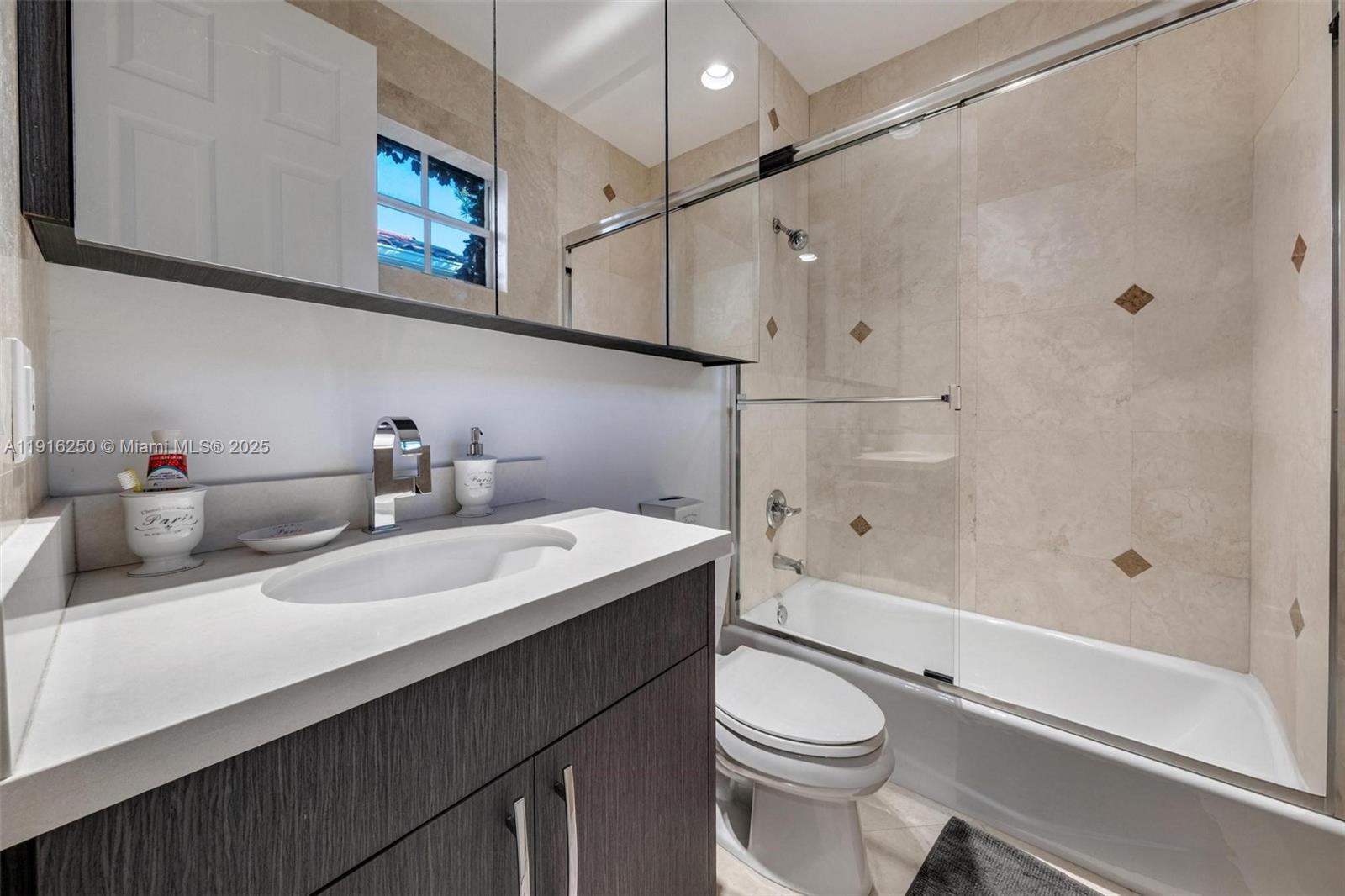 Photo of 3965 194th Ln (3965), Sunny Isles Beach, Florida, 33160 -