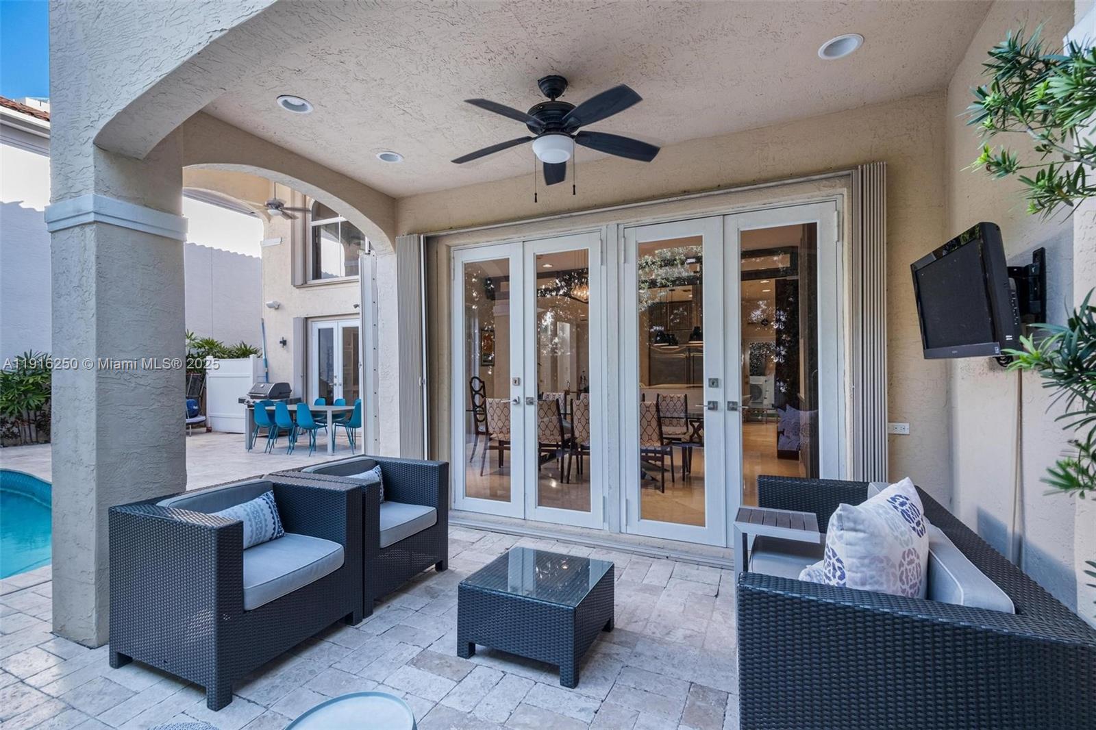 Photo of 3965 194th Ln (3965), Sunny Isles Beach, Florida, 33160 -