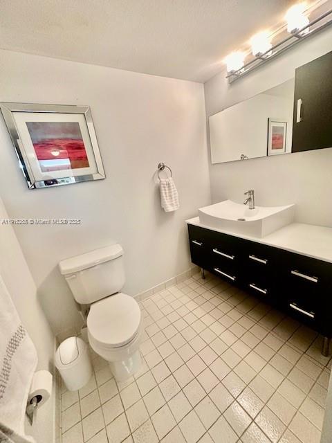 Photo of 600 Three Islands Blvd  #1514, Hallandale Beach, Florida, 33009 - Half Bathroom