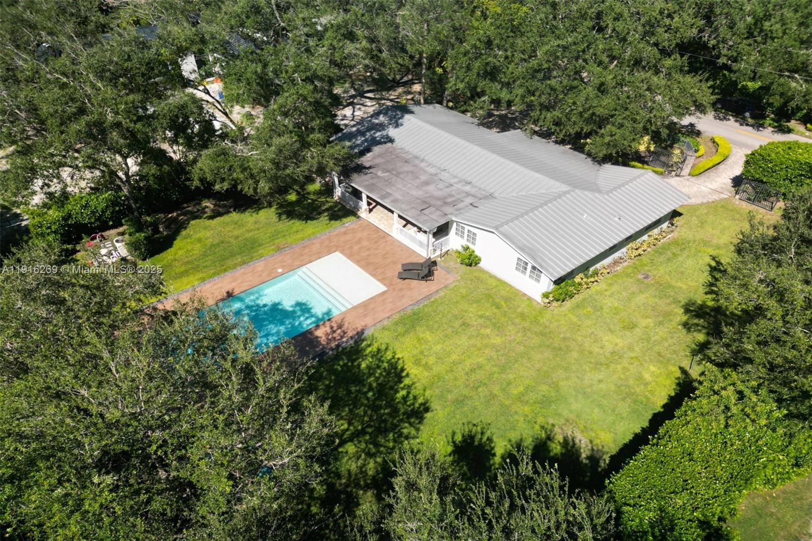   /   sq. ft. $ 2025-11-18 0 Photo