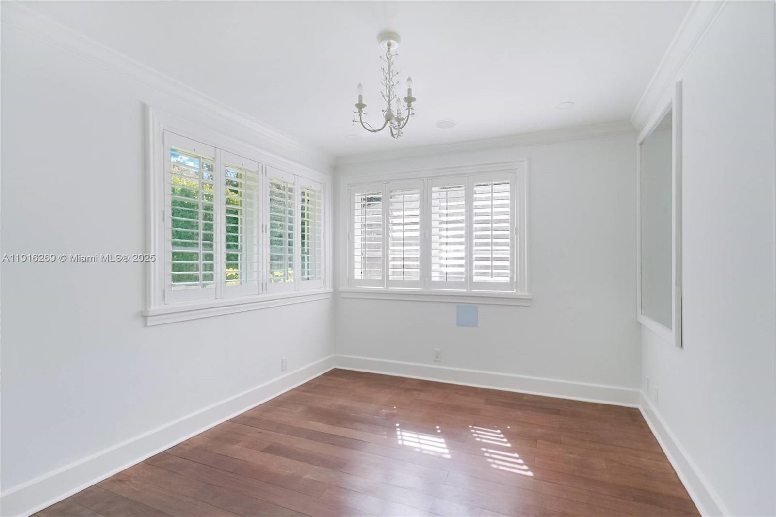   /   sq. ft. $ 2025-11-18 0 Photo