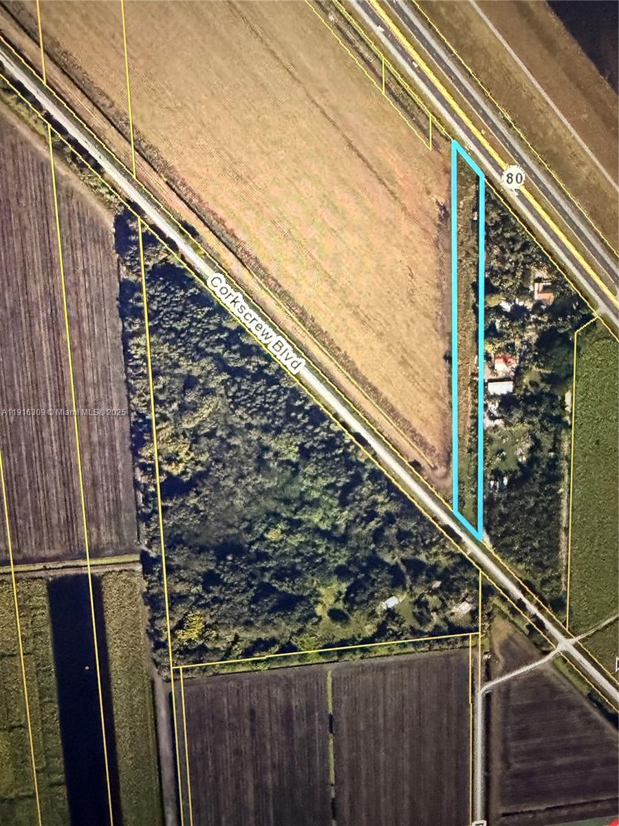 Подробнее / кв.футов $ 2025-11-18 0 Фото