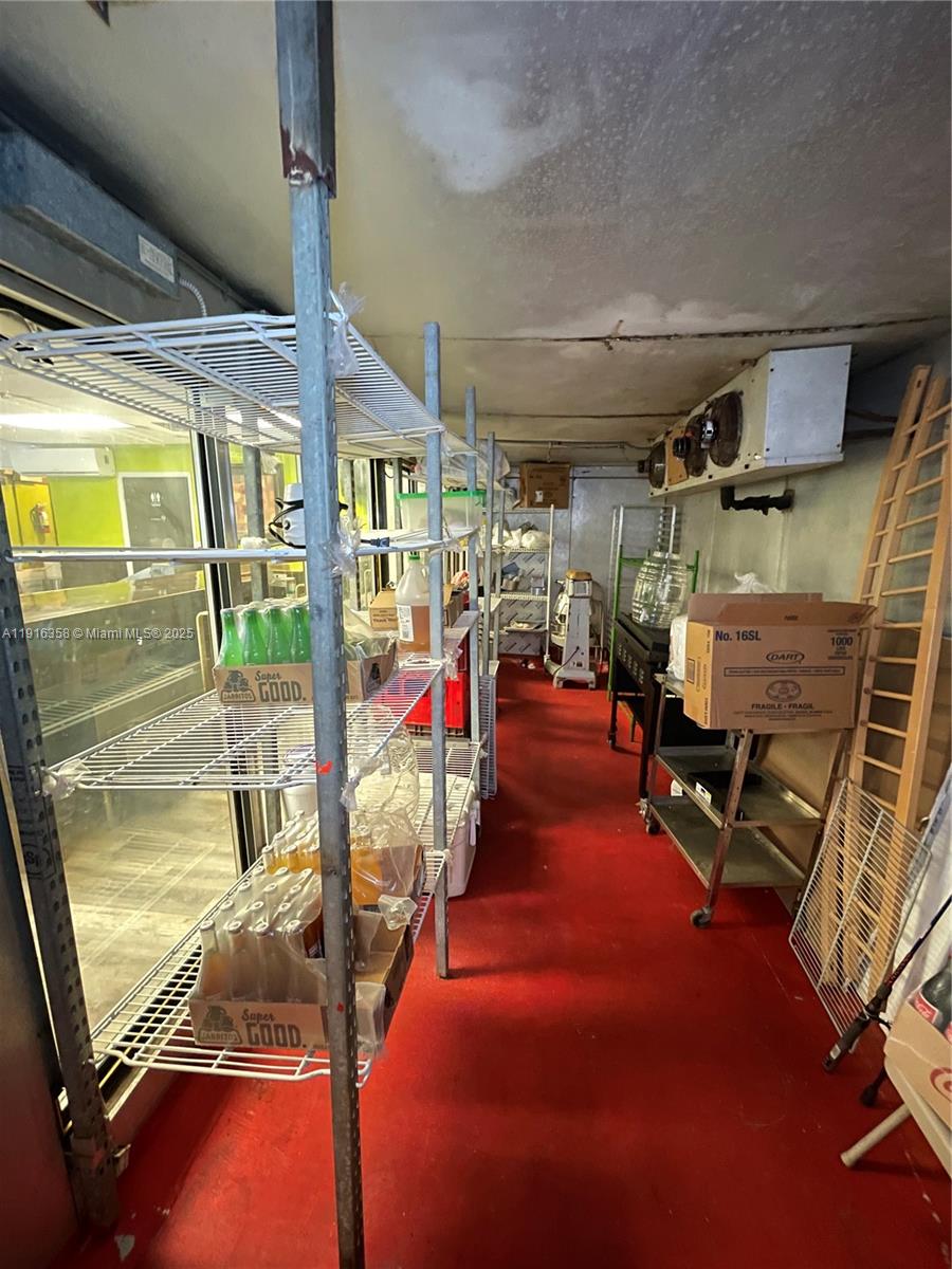   /   sq. ft. $ 2025-11-18 0 Photo