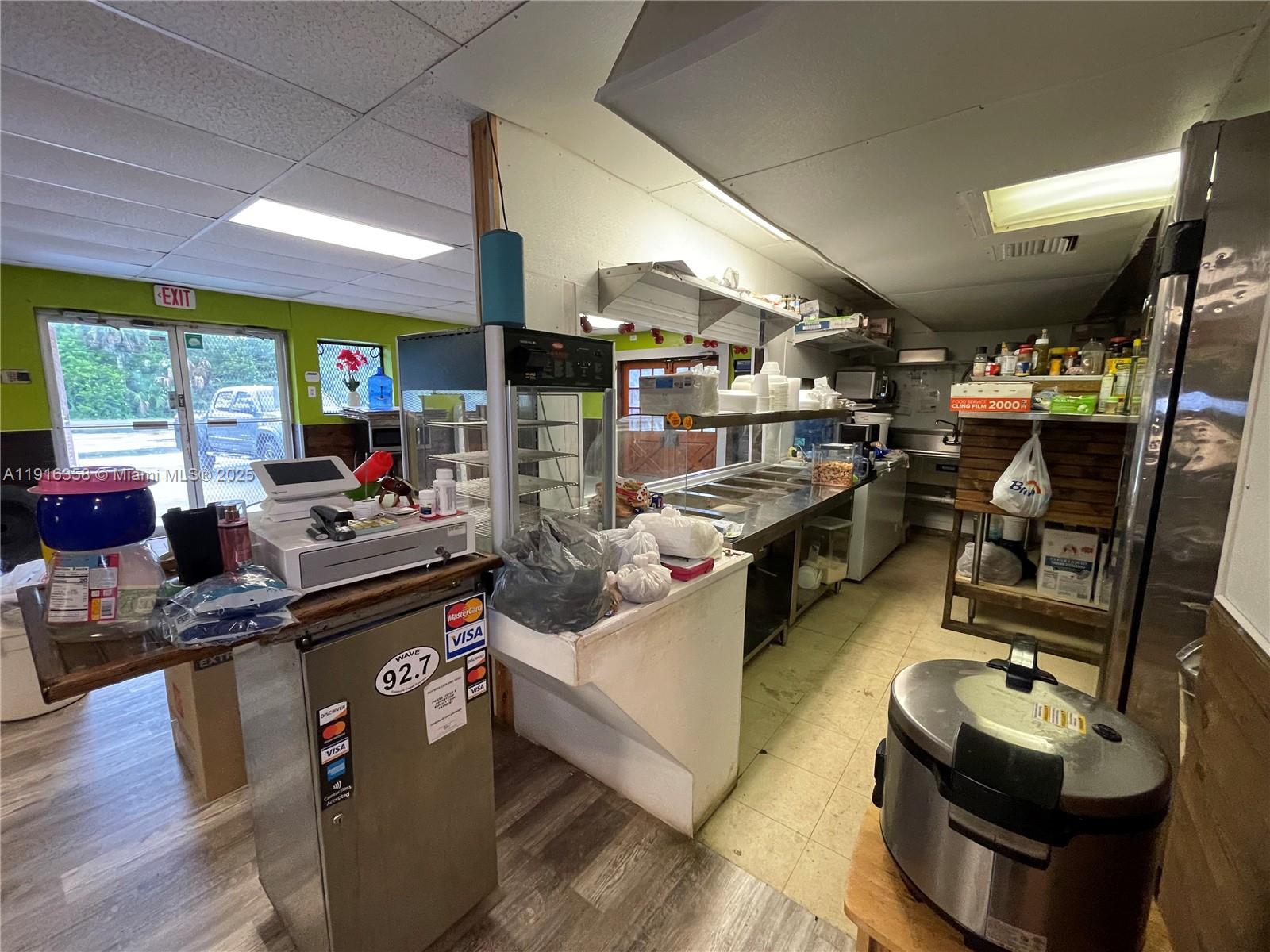   /   sq. ft. $ 2025-11-18 0 Photo