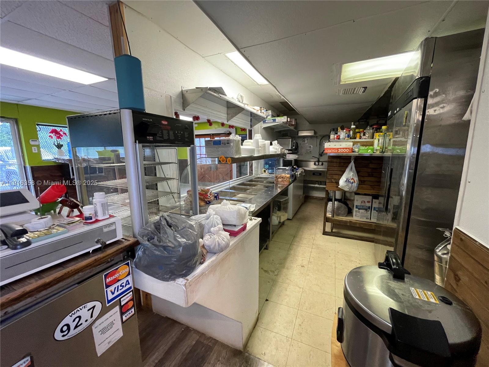   /   sq. ft. $ 2025-11-18 0 Photo