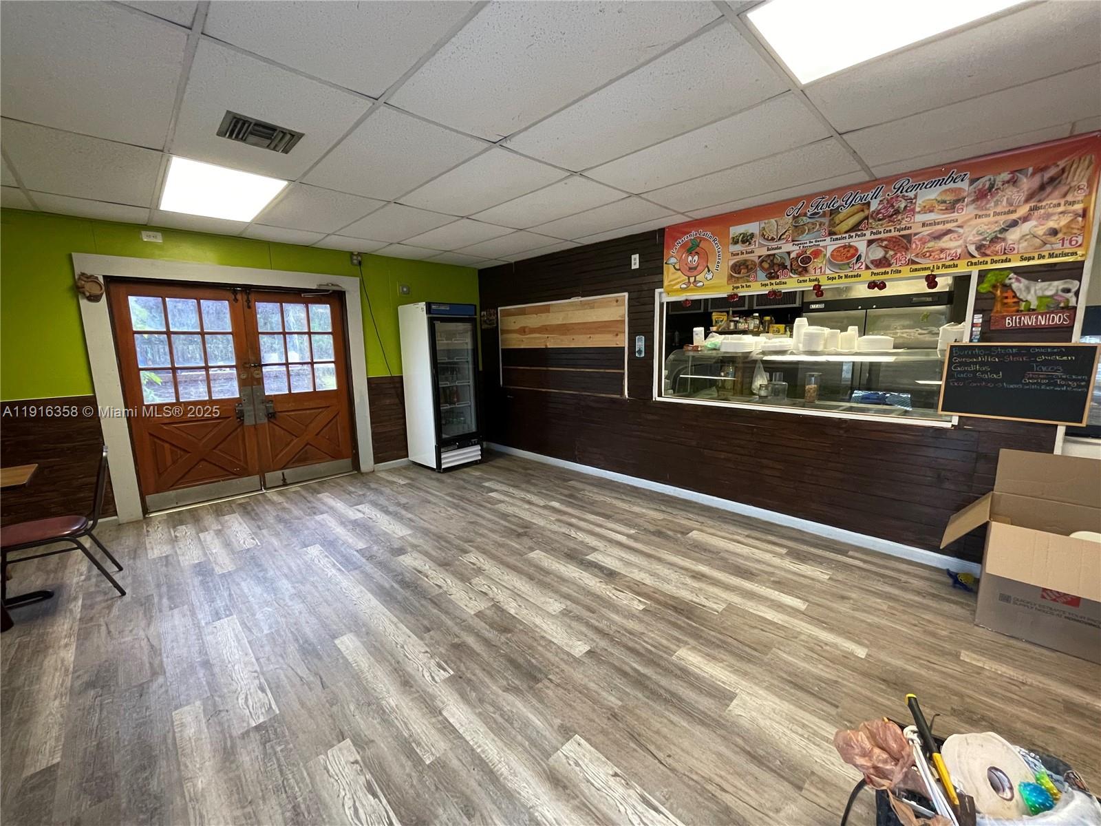   /   sq. ft. $ 2025-11-18 0 Photo