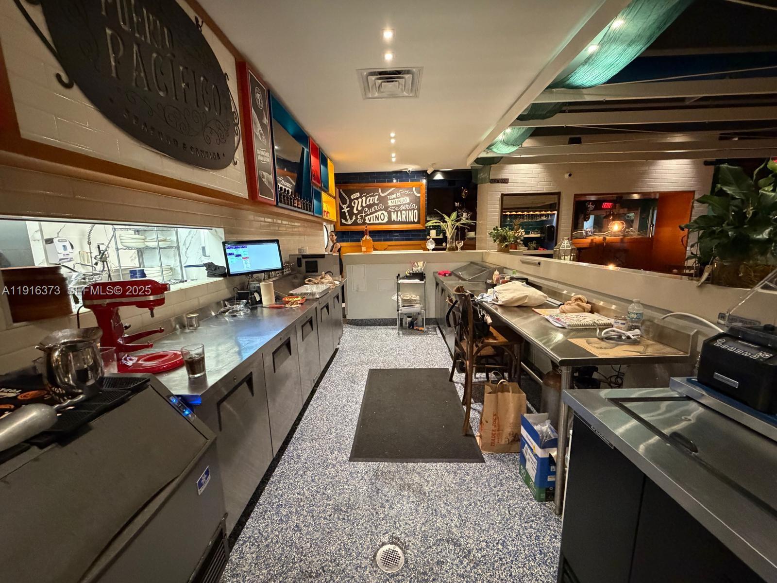   /   sq. ft. $ 2026-02-03 0 foto