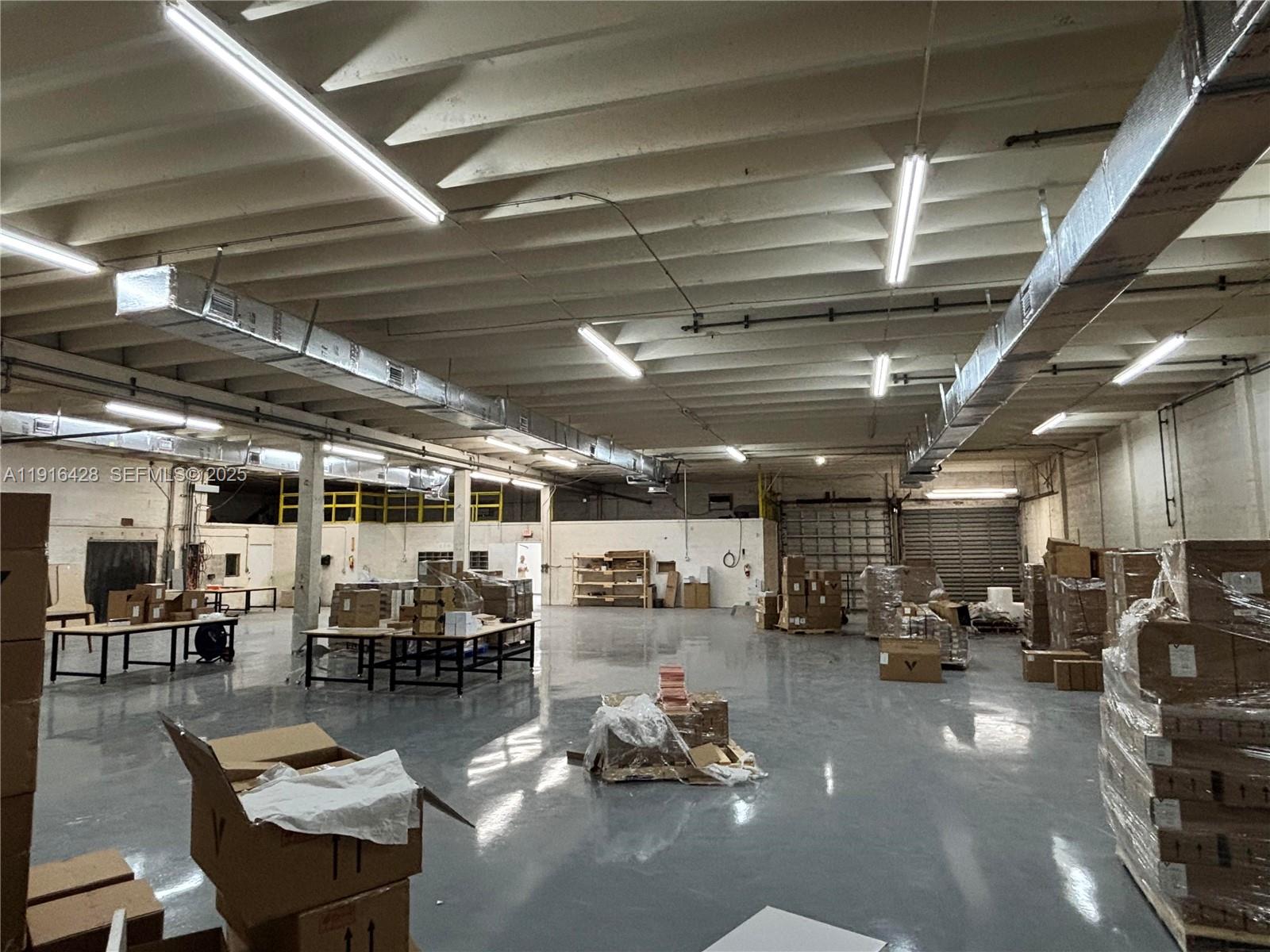 See details / sq. ft. $ 2025-11-18 0 Photo