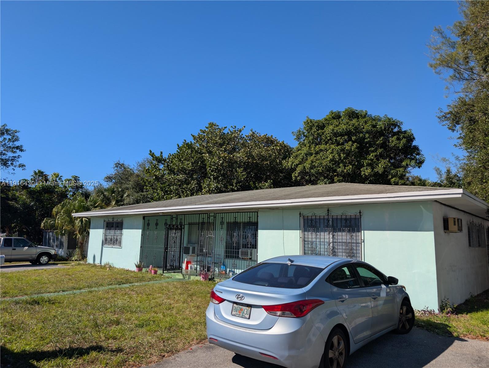 See details / 1866 sq. ft. $ 2025-11-18 0 Photo