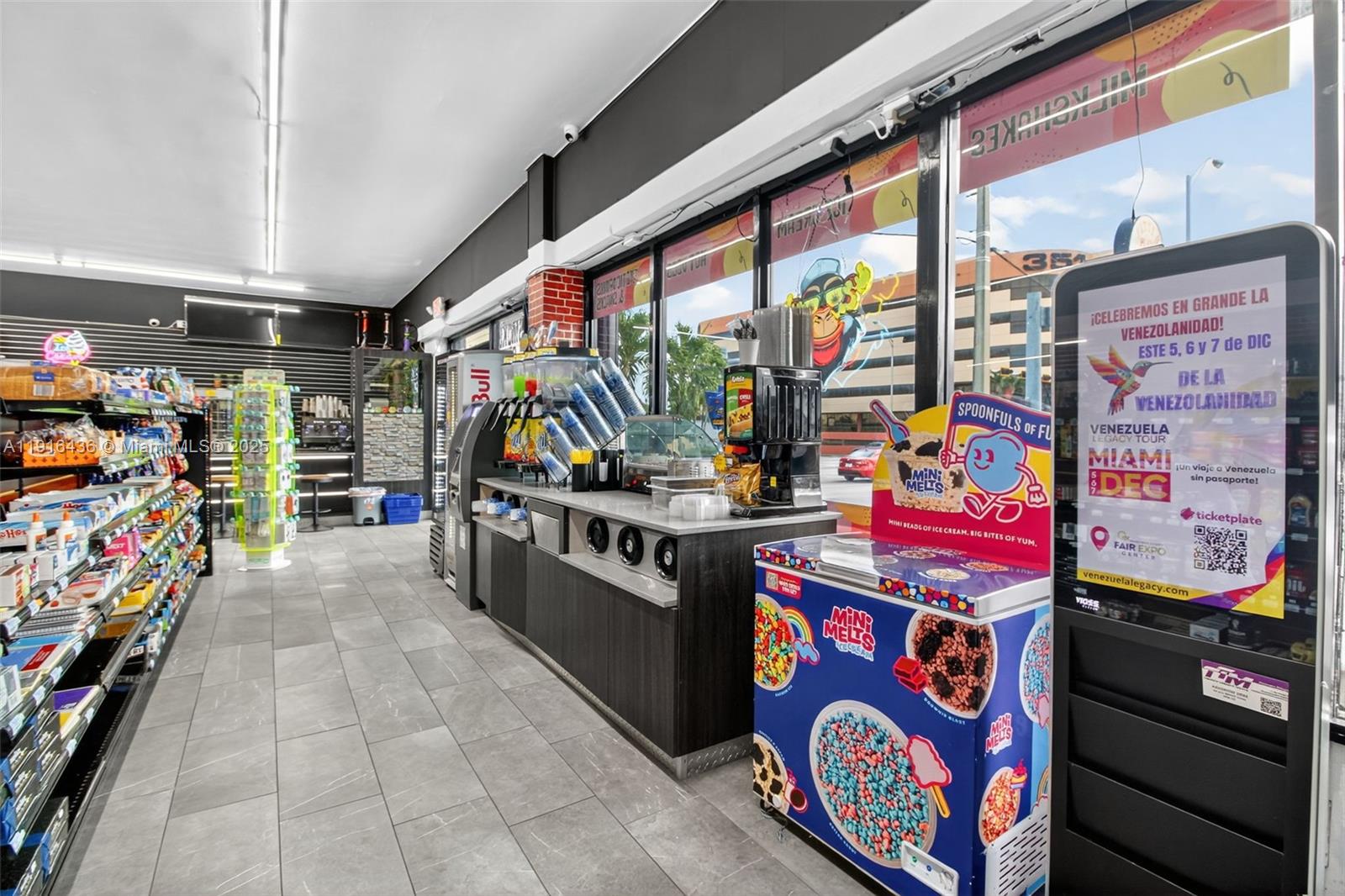   /   кв.футов $ 2026-02-16 0 Фото