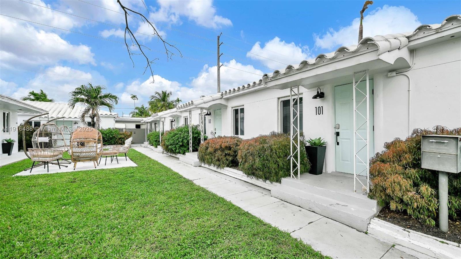   /   sq. ft. $ 2025-11-18 0 Photo