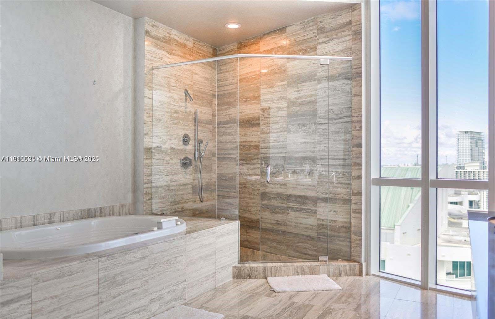 4001 3 / 4 2768 sq. ft. $ 2025-11-18 0 Photo