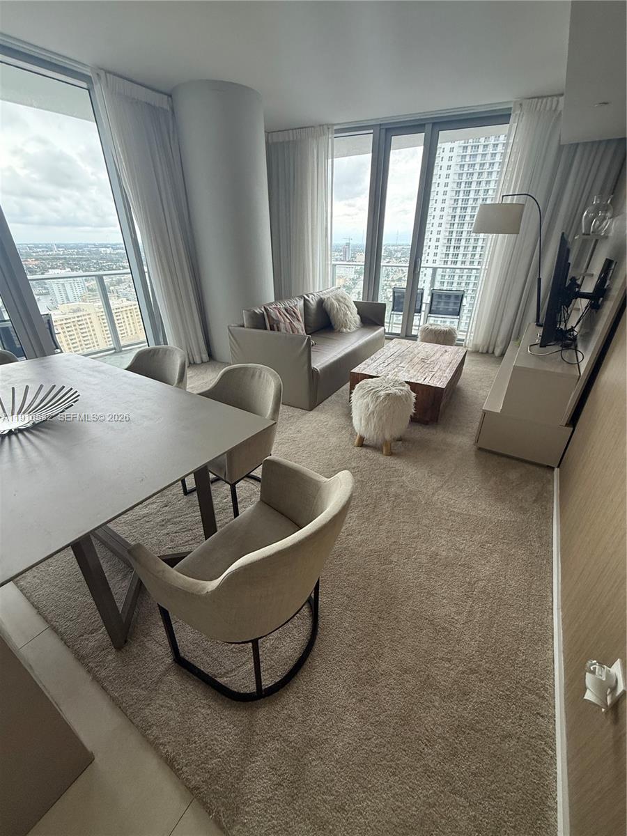 See details 2711 2 / 2 1087 sq. ft. $ 2025-12-26 0 Photo