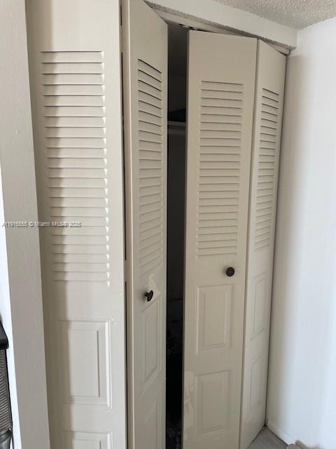 See details 1605 1 / 2 1104 sq. ft. $ 2025-12-06 0 Photo