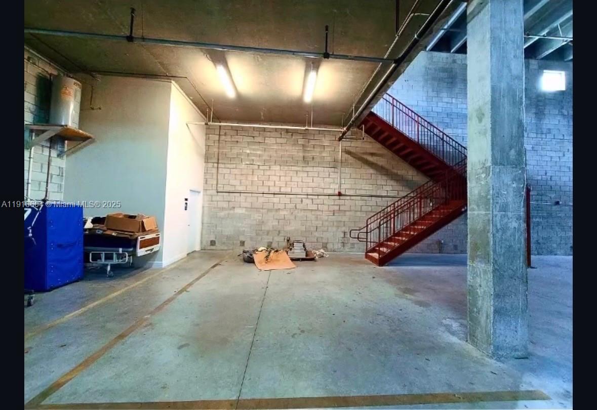 See details Unit 1 / sq. ft. $ 2025-11-18 0 Photo