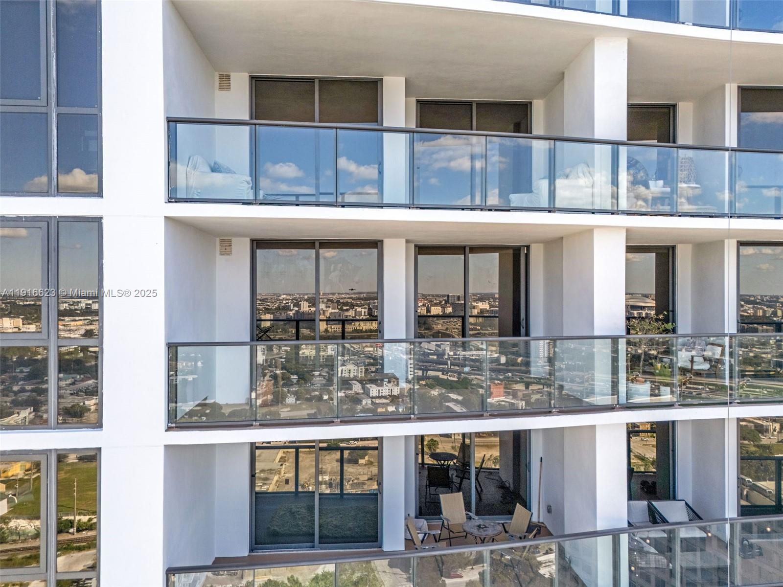 3315 1 / 2 850 sq. ft. $ 2025-11-19 0 Photo