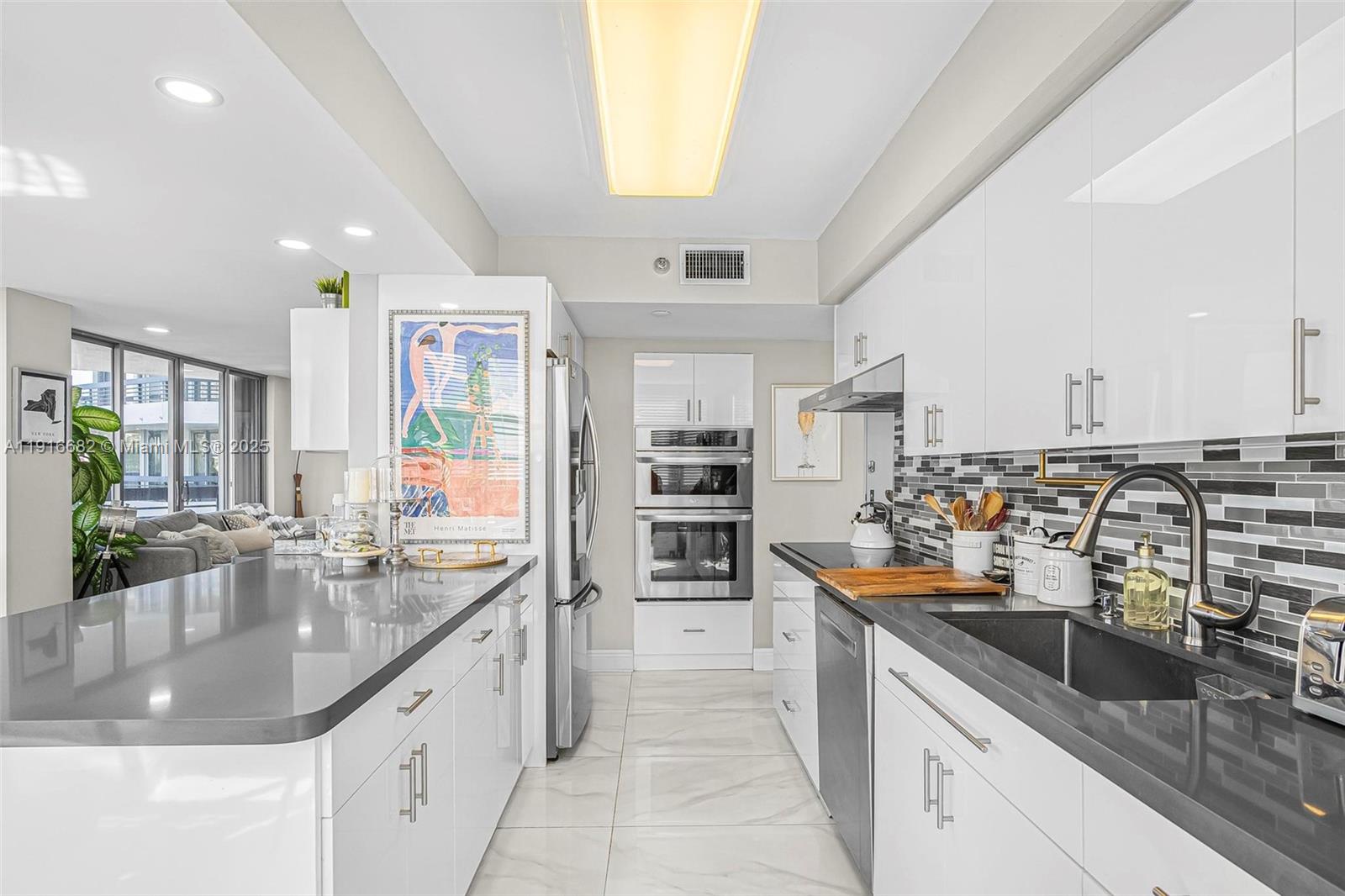 Photo of 3500 Mystic Pointe Dr  #604, Aventura, Florida, 33180 - 