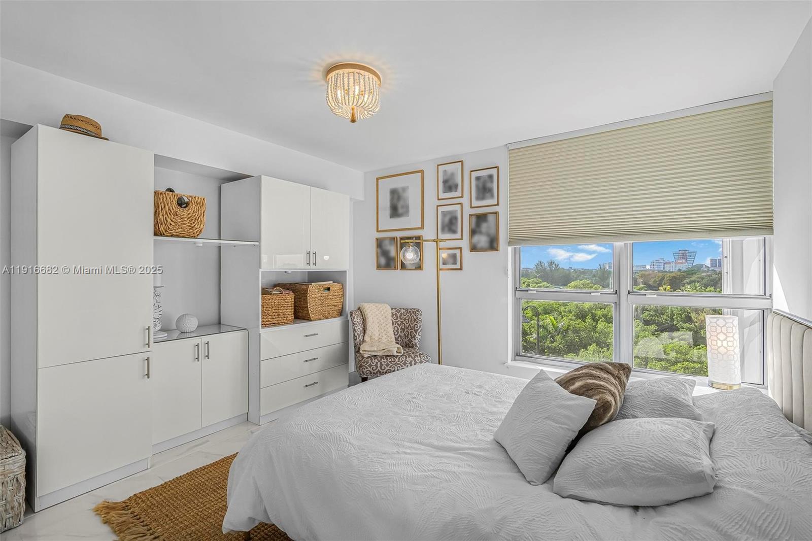 Photo of 3500 Mystic Pointe Dr  #604, Aventura, Florida, 33180 - 