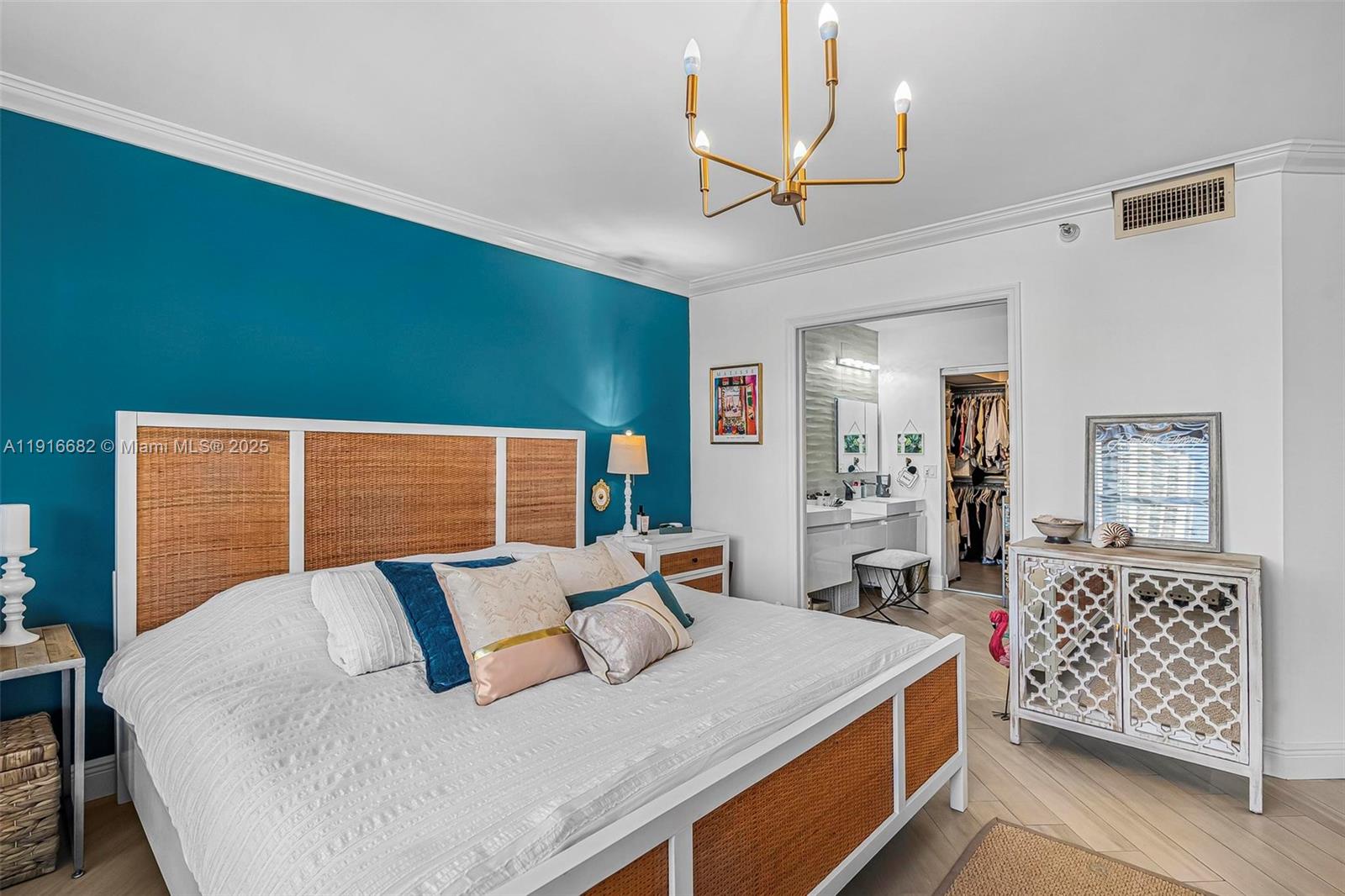 Photo of 3500 Mystic Pointe Dr  #604, Aventura, Florida, 33180 - 