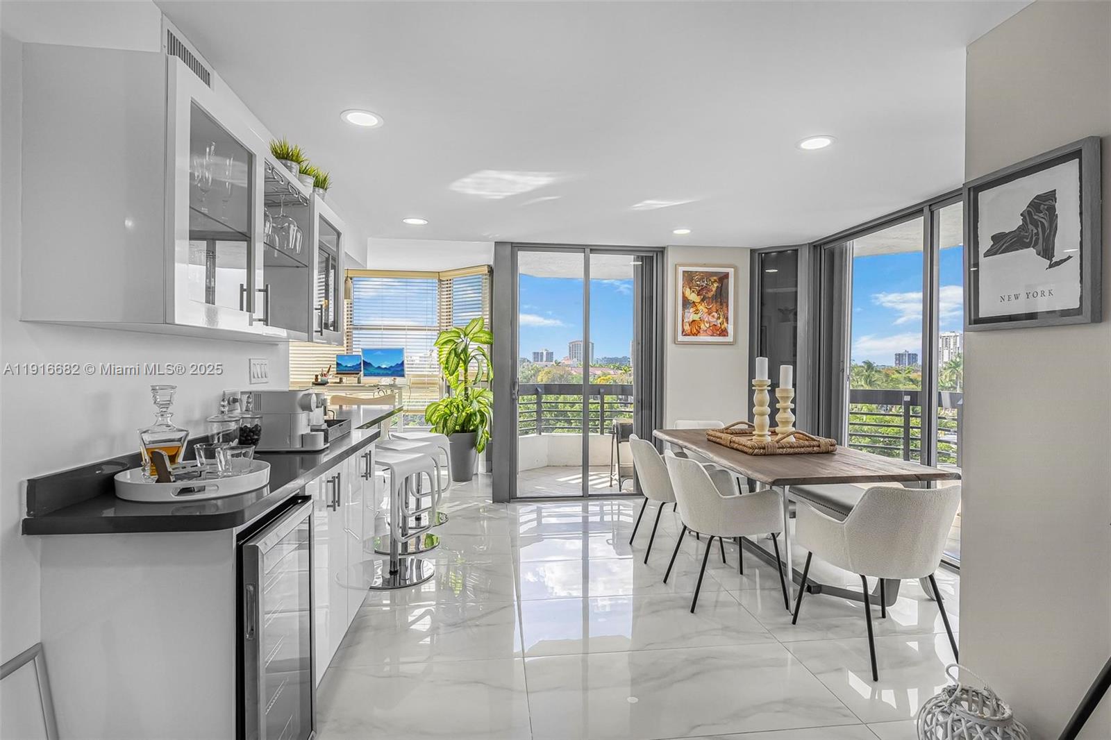 Photo of 3500 Mystic Pointe Dr  #604, Aventura, Florida, 33180 - 