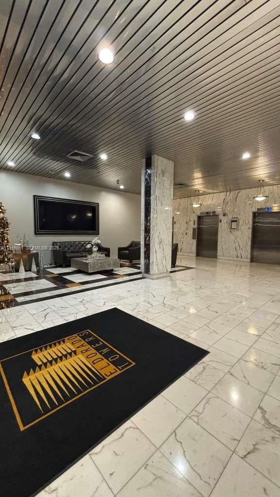 Photo of 3625 Country Club Dr #2505, Aventura, Florida, 33180 -