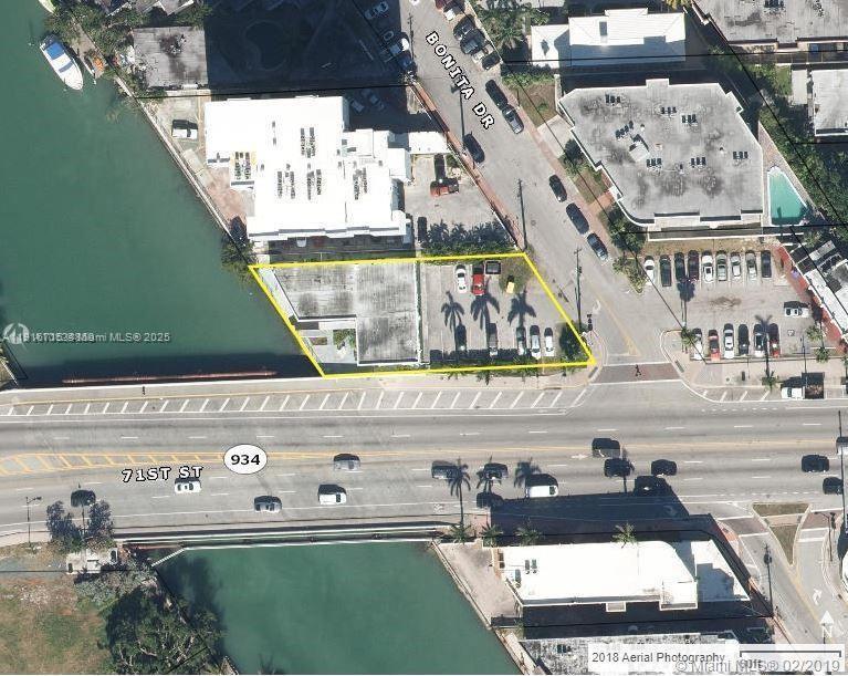   /   кв.футов $ 2025-11-20 0 Фото