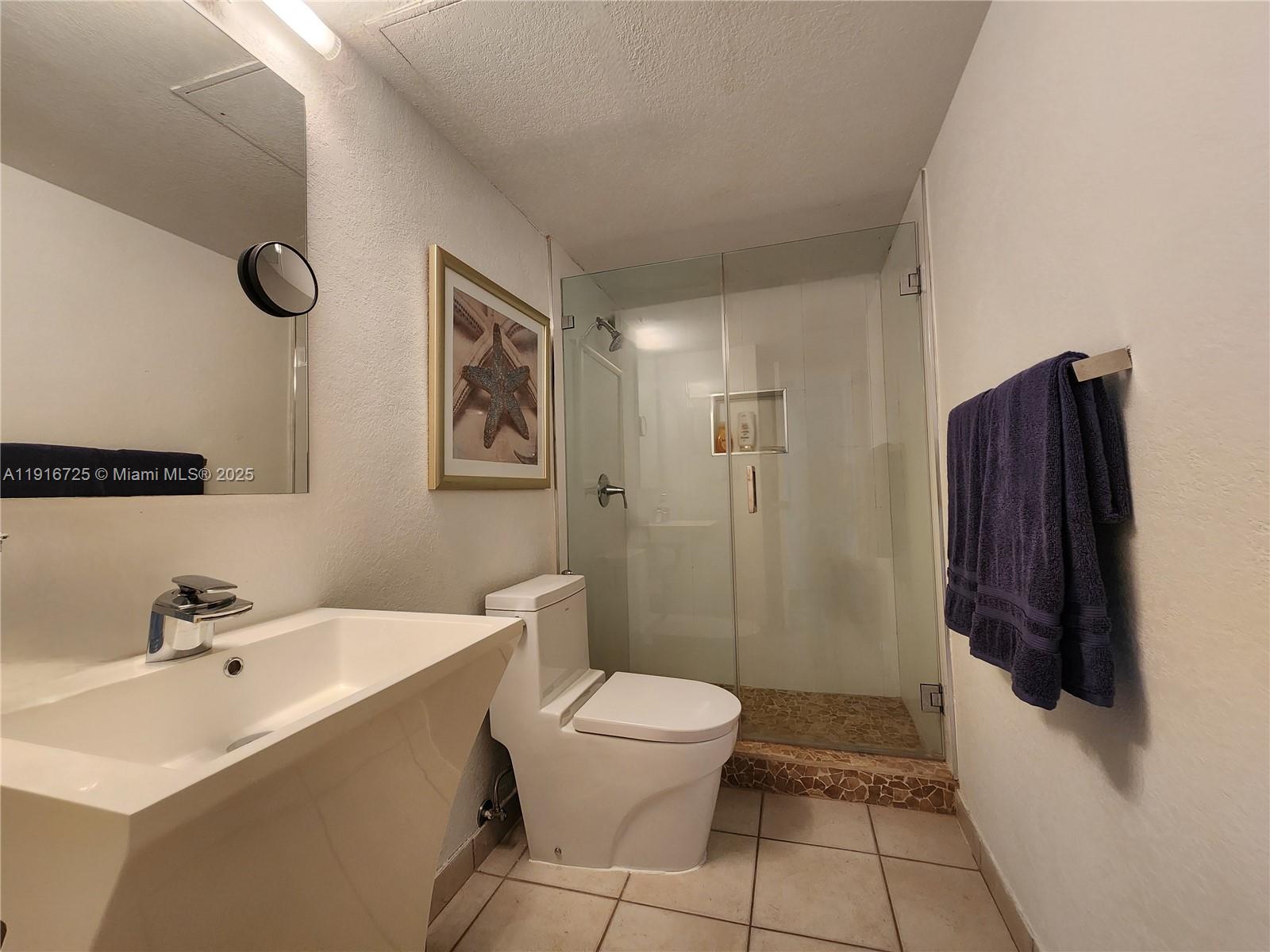 Photo of 2030 Ocean Dr  #1107, Hallandale Beach, Florida, 33009 - 