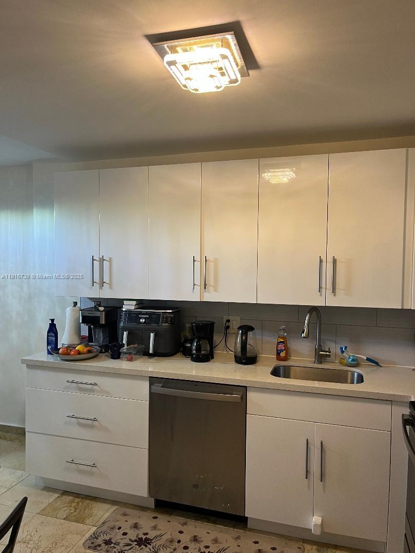 Photo of 2301 Ocean Dr #1106, Hollywood, Florida, 33019 -