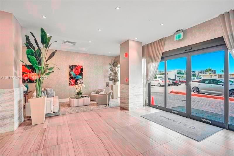 Photo of 2301 Ocean Dr #1106, Hollywood, Florida, 33019 -