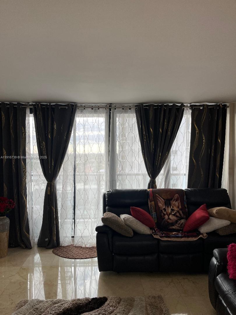 Photo of 2301 Ocean Dr #1106, Hollywood, Florida, 33019 -