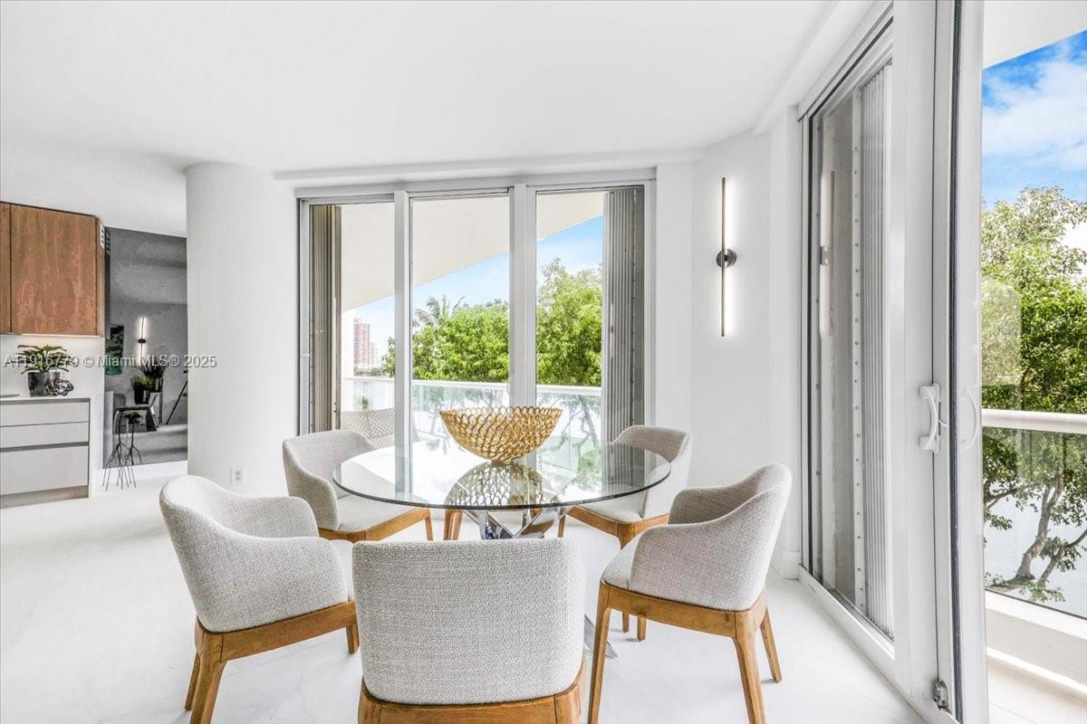 See details LS-304 4 / 5 2960 sq. ft. $ 2025-11-19 0 Photo