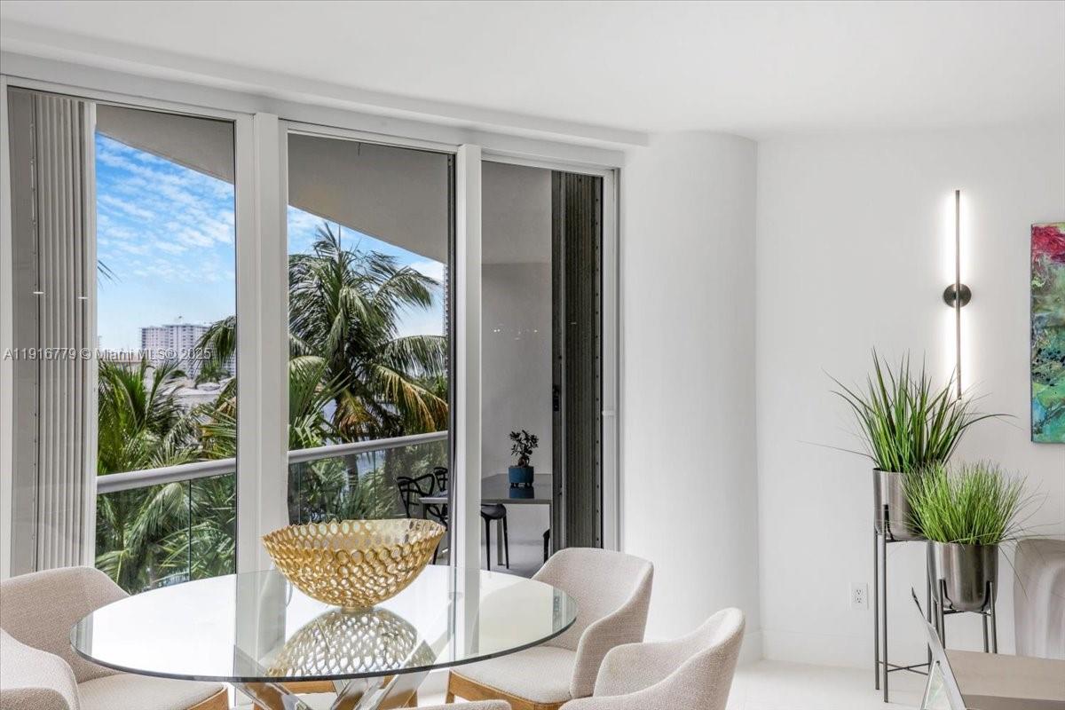 See details LS-304 4 / 5 2960 sq. ft. $ 2025-11-19 0 Photo