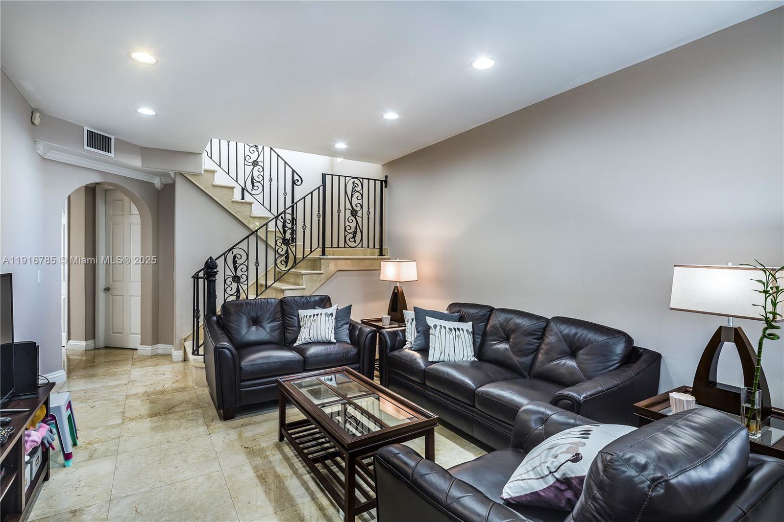 Photo of 3206 212th St  (3206), Aventura, Florida, 33180 - 