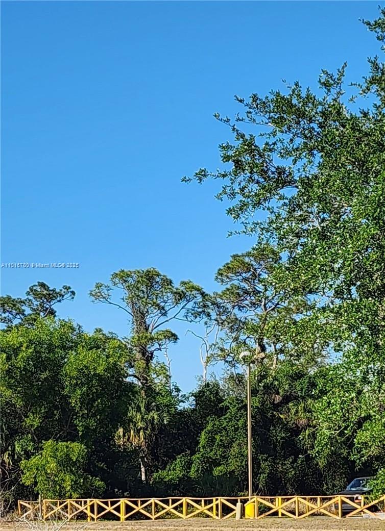   /   sq. ft. $ 2025-11-19 0 foto