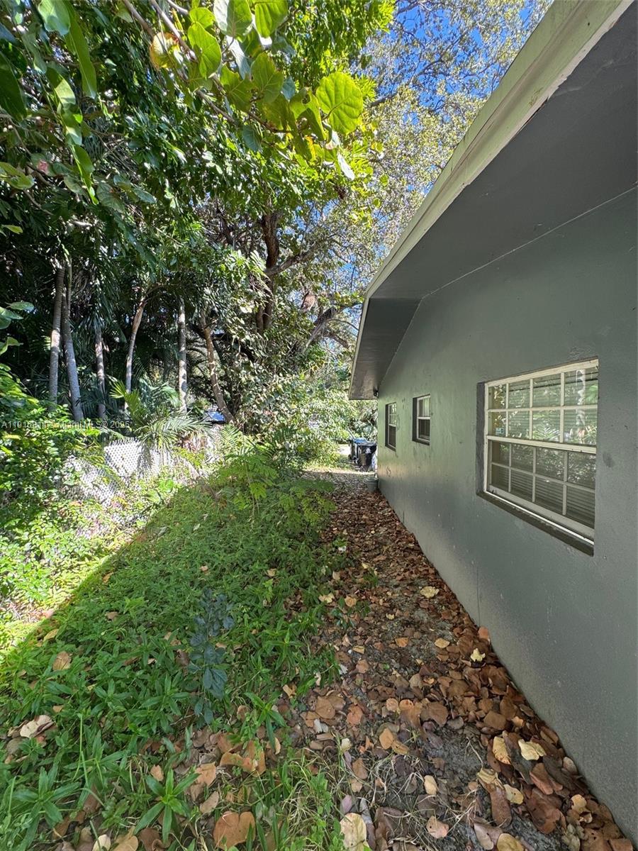   /  2525 sq. ft. $ 2025-11-19 0 foto