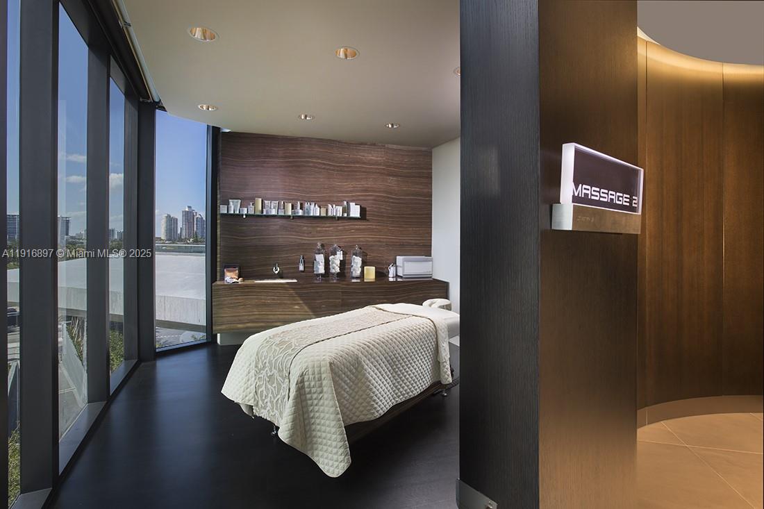 Photo of 18555 Collins Ave  #5105, Sunny Isles Beach, Florida, 33160 - 