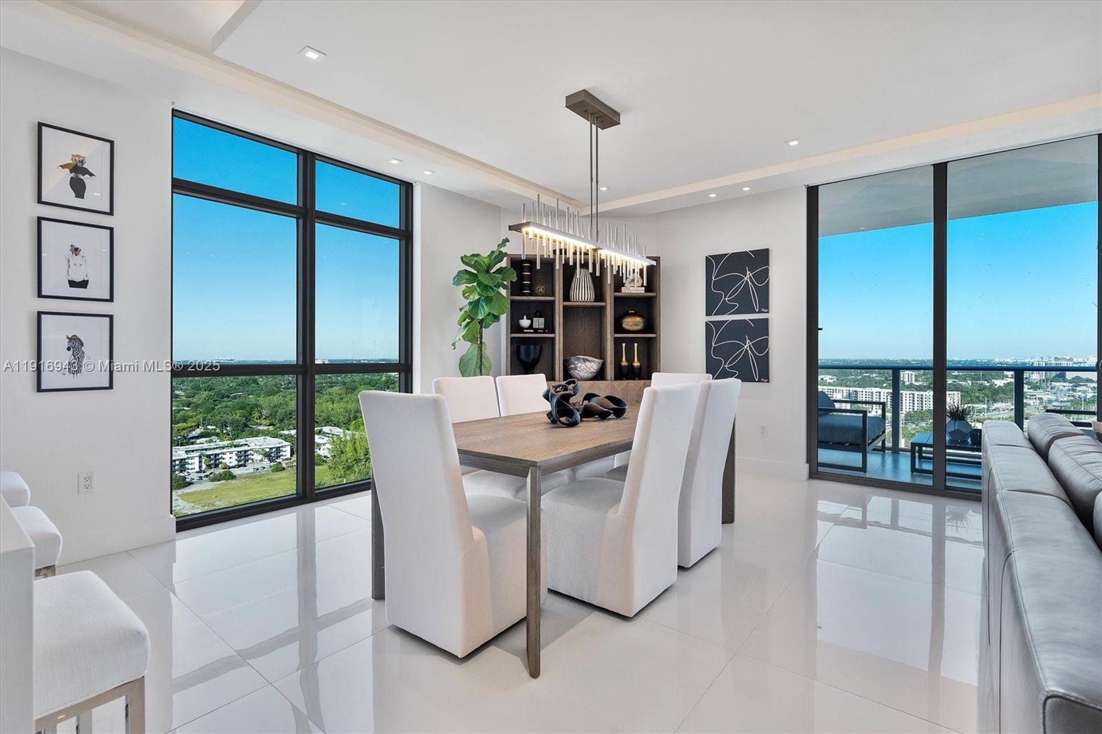 Photo of 17301 Biscayne Blvd #2202, North Miami Beach, Florida, 33160 -