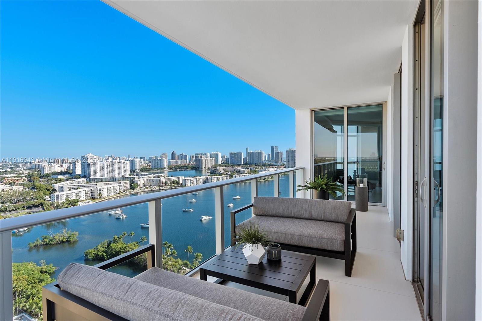 Photo of 17301 Biscayne Blvd #2202, North Miami Beach, Florida, 33160 -