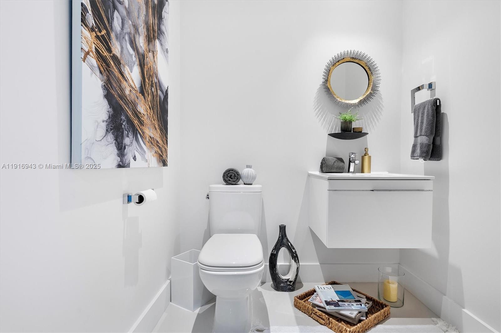 Photo of 17301 Biscayne Blvd #2202, North Miami Beach, Florida, 33160 -