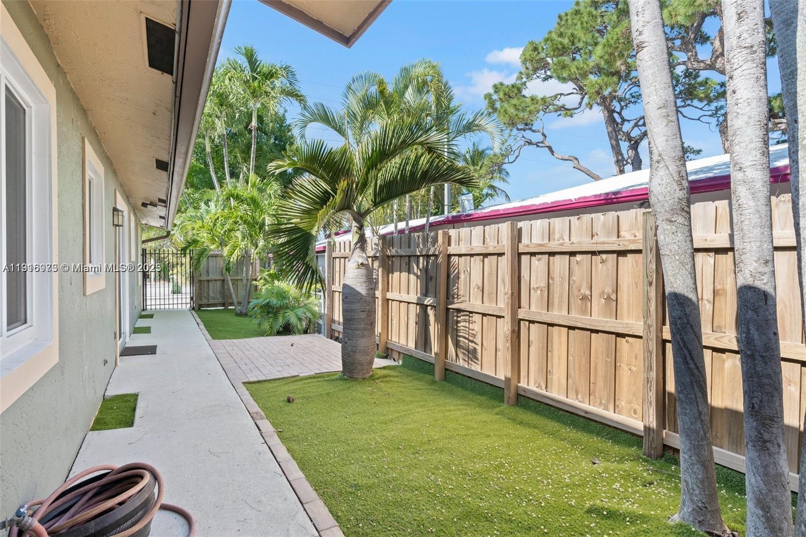 See details / 2268 sq. ft. $ 2025-11-19 0 Photo