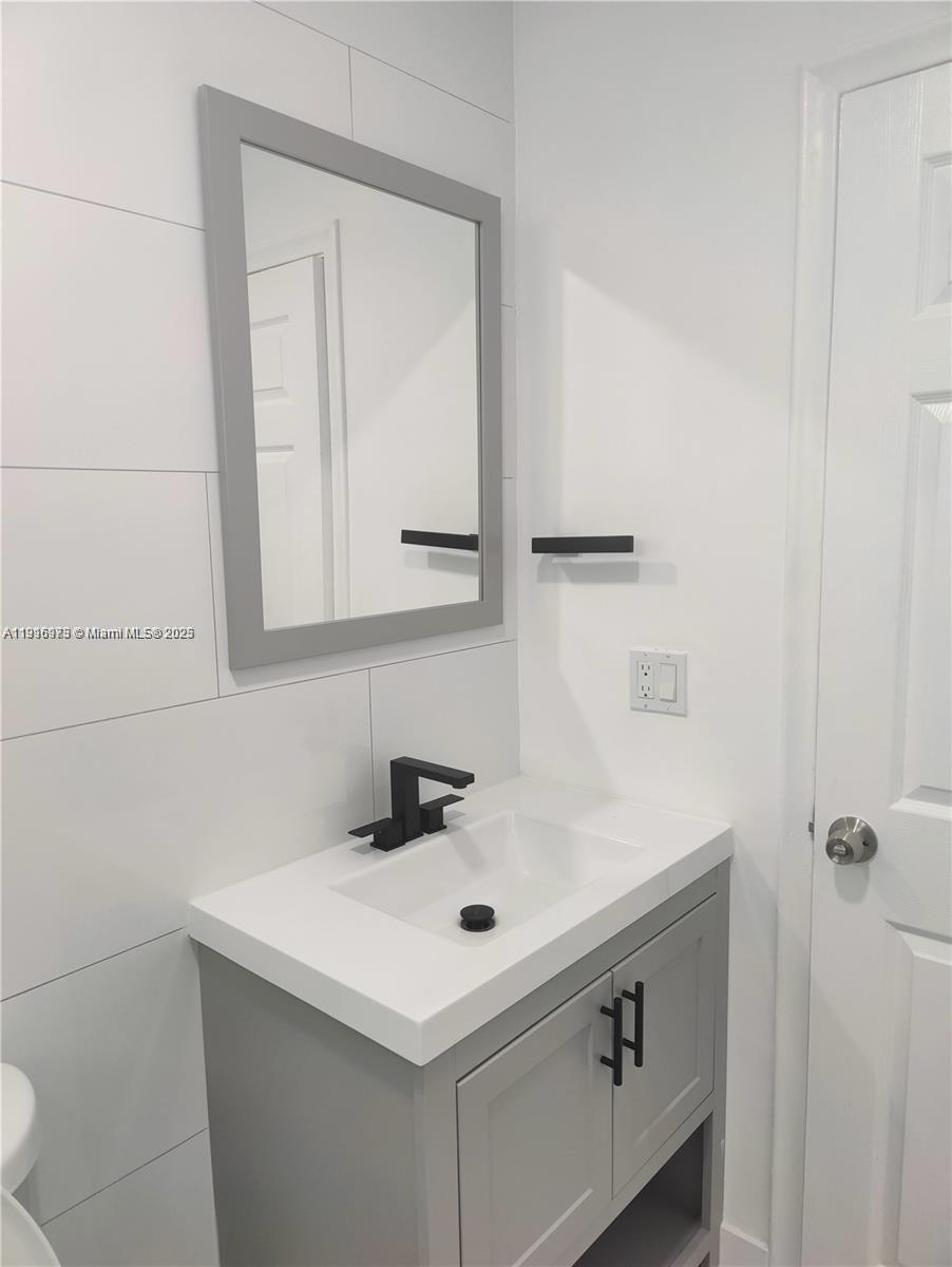 See details / 2268 sq. ft. $ 2025-11-19 0 Photo