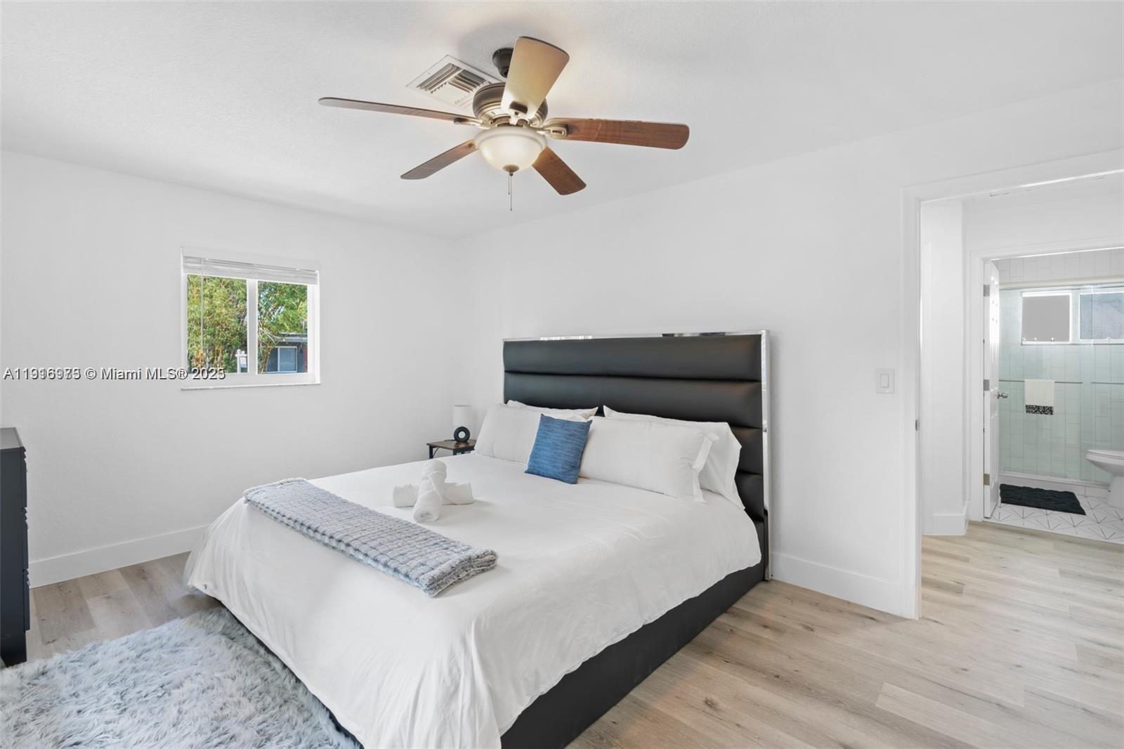 See details / 2268 sq. ft. $ 2025-11-19 0 Photo