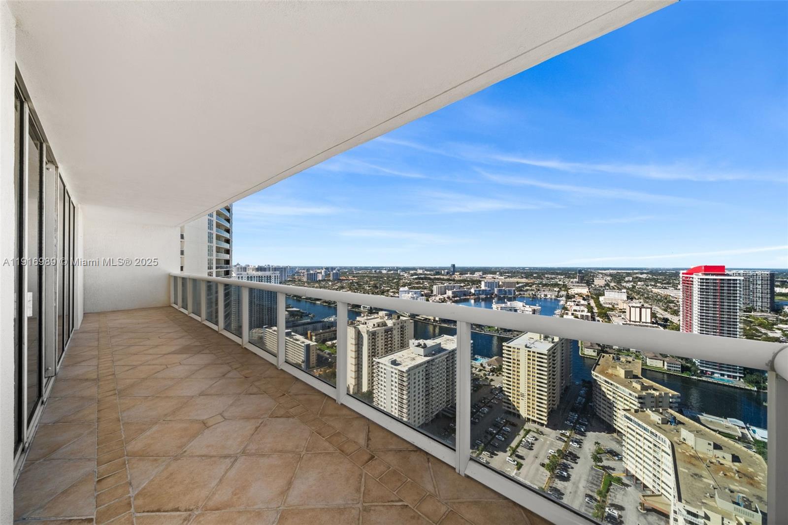 3708 2 / 2 1458 sq. ft. $ 2025-11-19 0 Photo