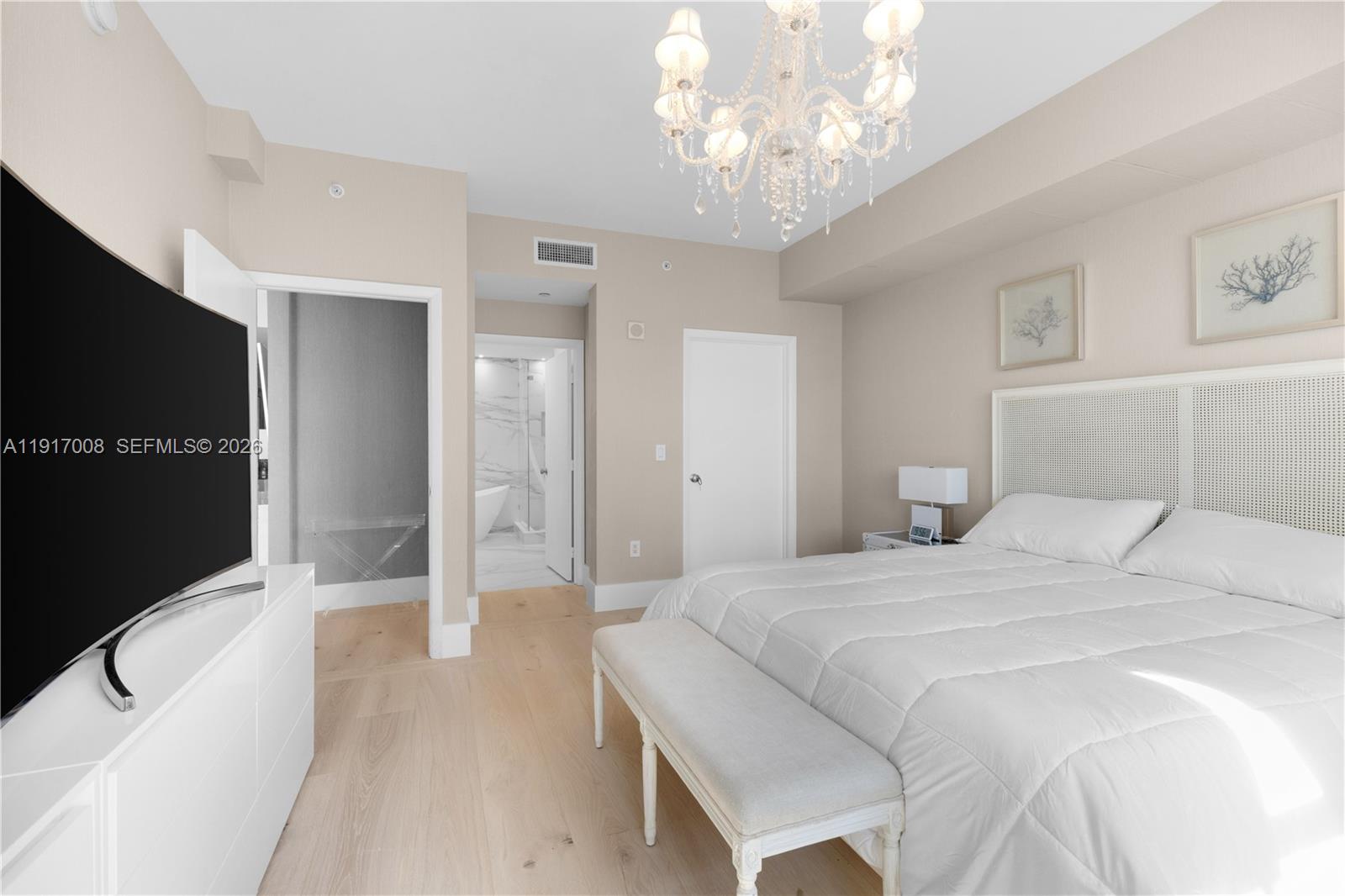 Photo of 3340 190th St  #909, Aventura, Florida, 33180 - 