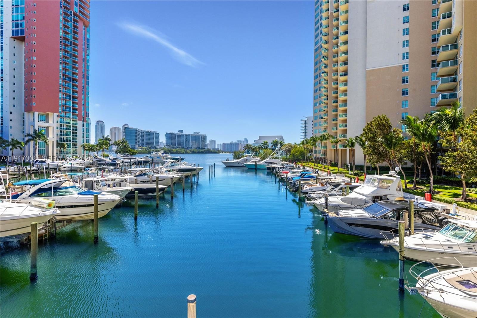 Photo of 3340 190th St  #909, Aventura, Florida, 33180 - 