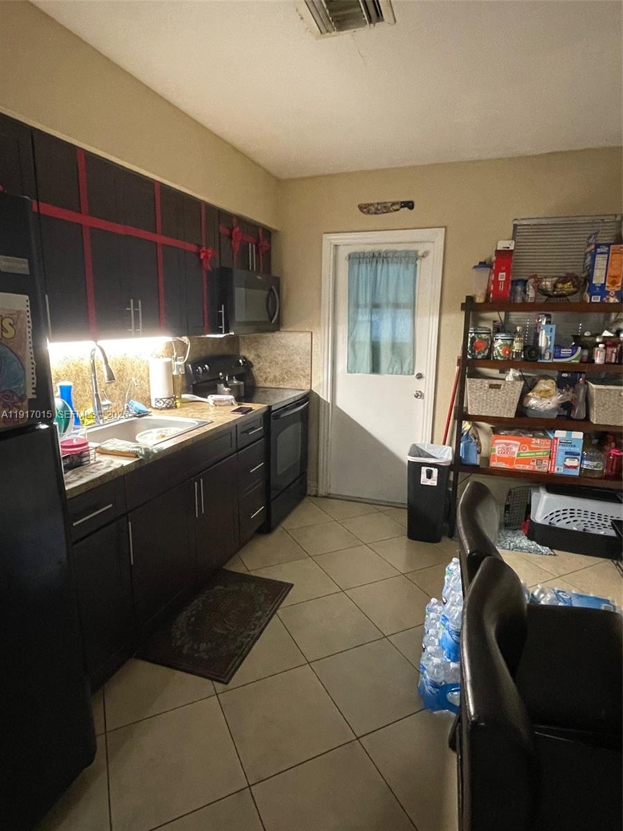   /  1696 sq. ft. $ 2026-02-09 0 Photo