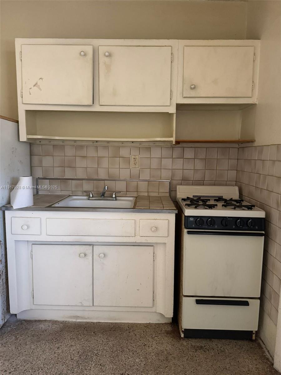   /   sq. ft. $ 2025-11-19 0 Photo